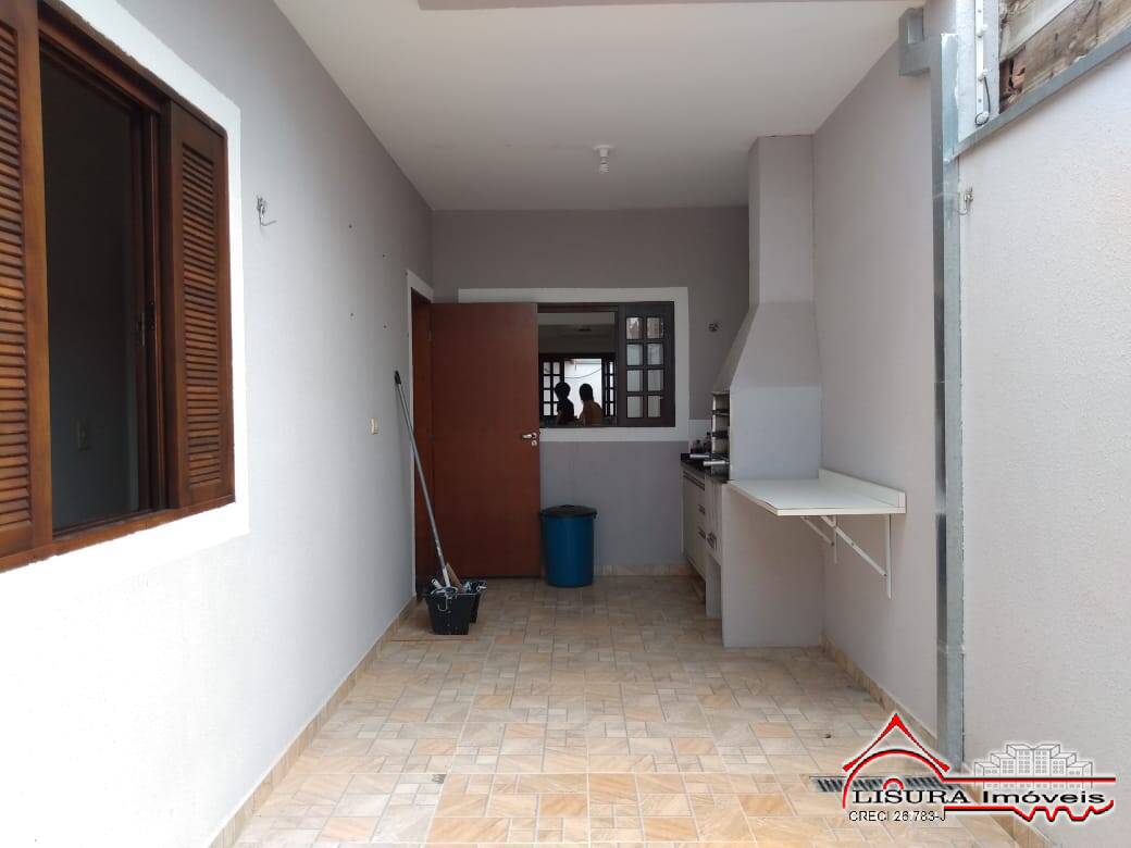 Casa à venda com 3 quartos, 90m² - Foto 15