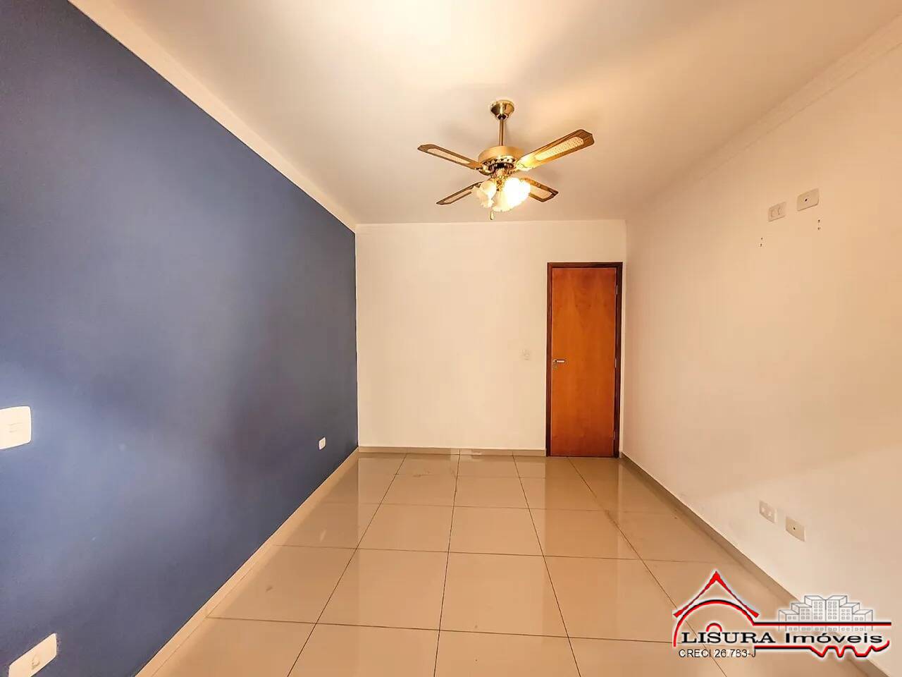 Casa à venda com 2 quartos, 90m² - Foto 9