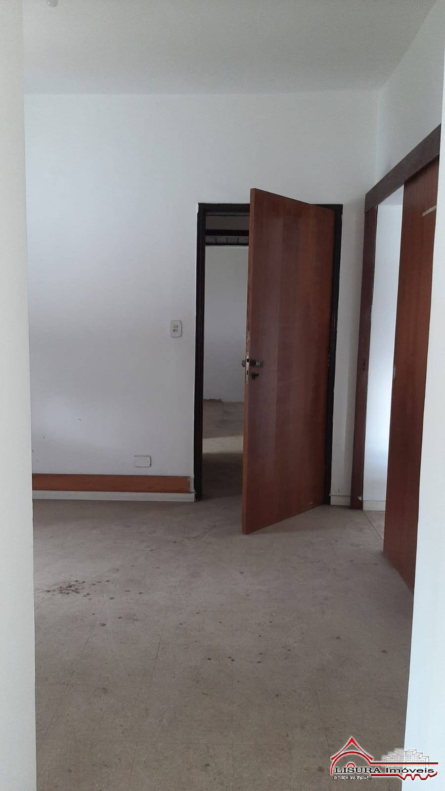 Casa para alugar com 7 quartos, 381m² - Foto 17