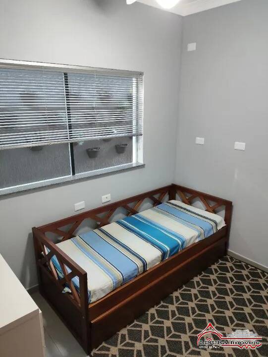 Casa à venda com 4 quartos, 180m² - Foto 8