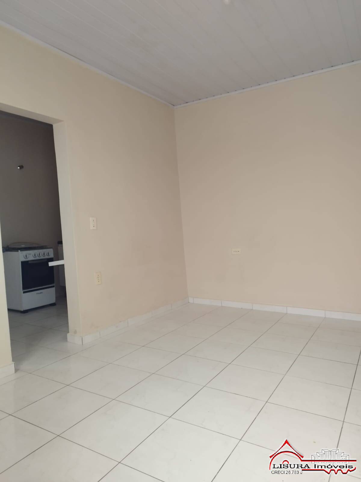 Casa para alugar com 1 quarto, 1m² - Foto 2