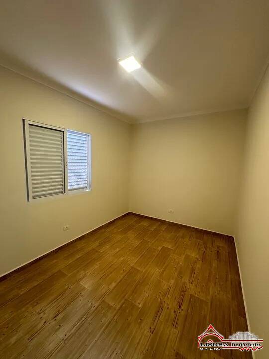 Casa à venda com 2 quartos, 70m² - Foto 10