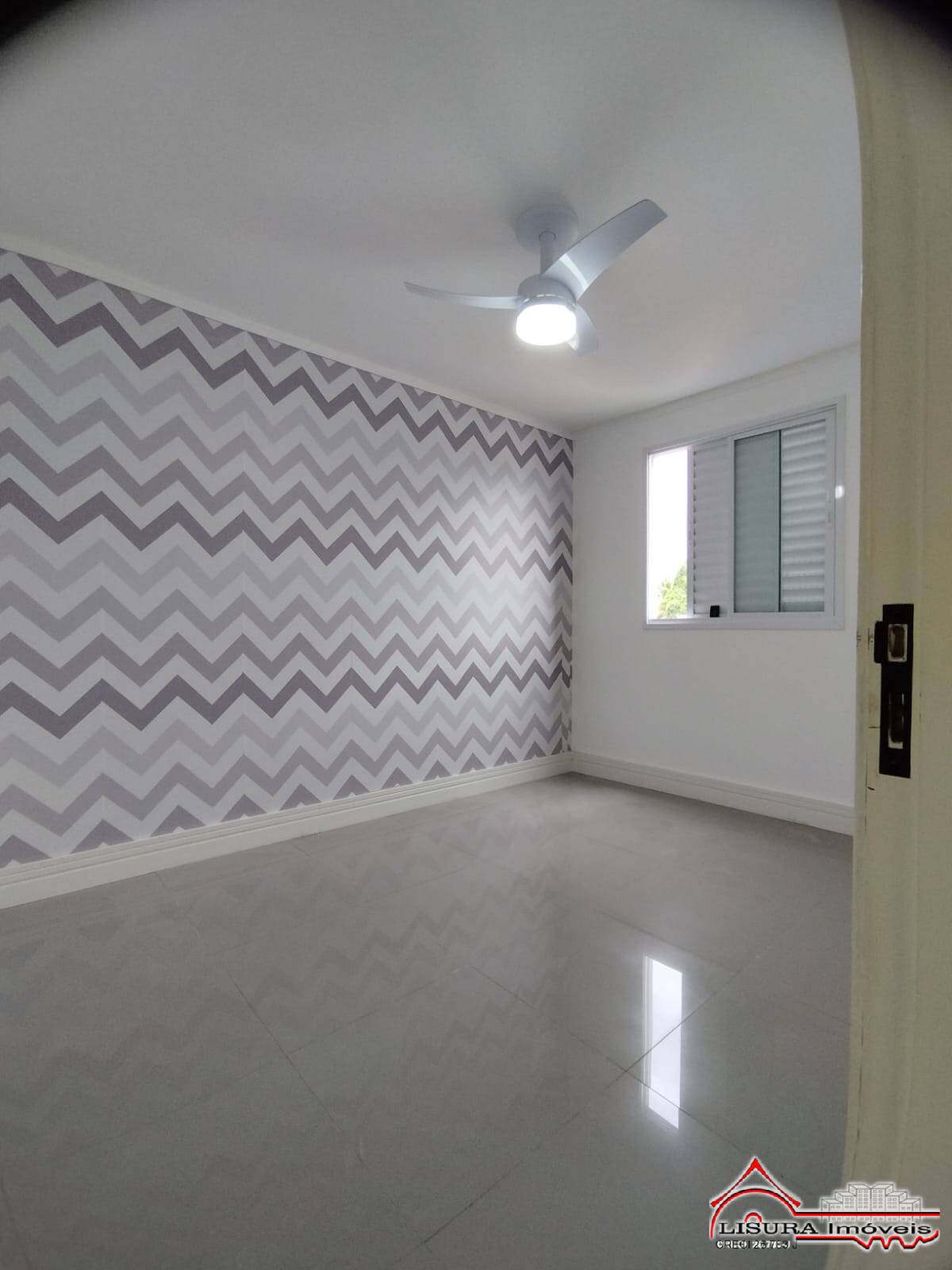 Apartamento para alugar com 2 quartos, 50m² - Foto 3