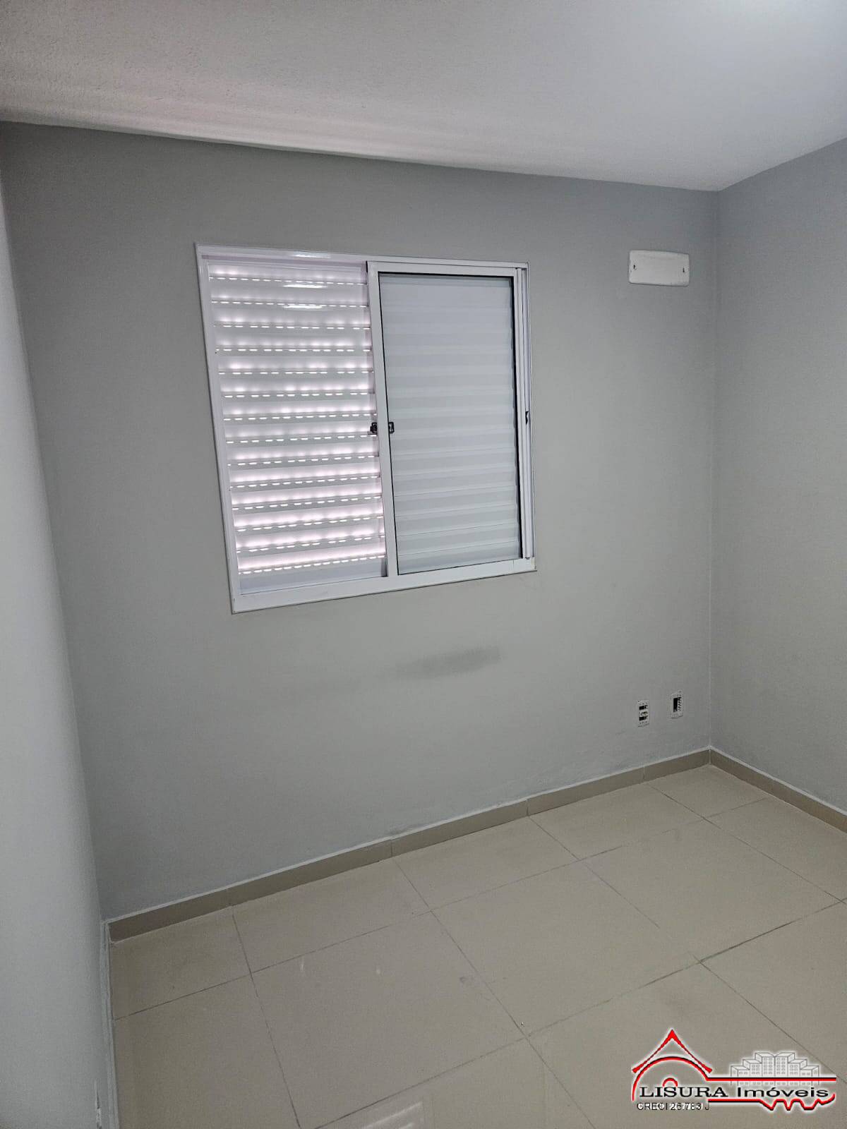 Apartamento à venda com 2 quartos, 39m² - Foto 8