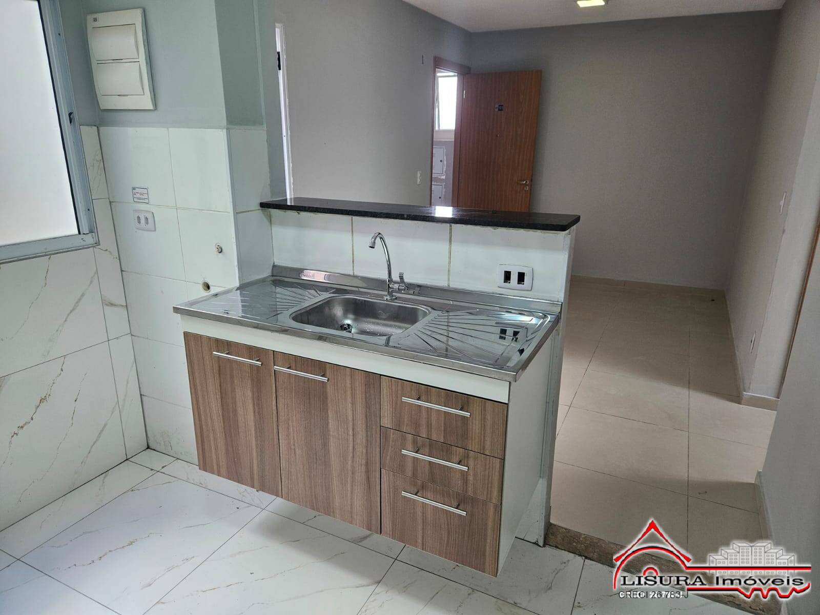 Apartamento à venda com 2 quartos, 39m² - Foto 3