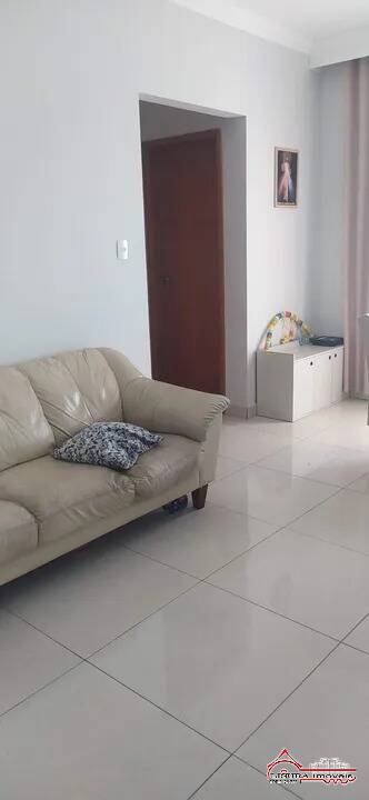 Apartamento à venda com 2 quartos, 67m² - Foto 1