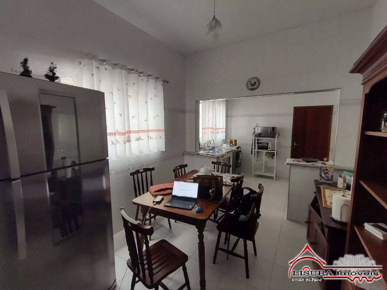 Casa à venda com 3 quartos, 183m² - Foto 3