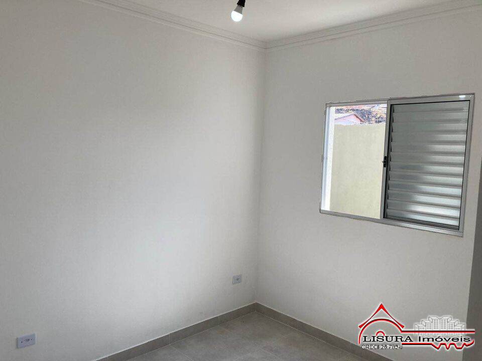 Casa à venda com 2 quartos, 60m² - Foto 5