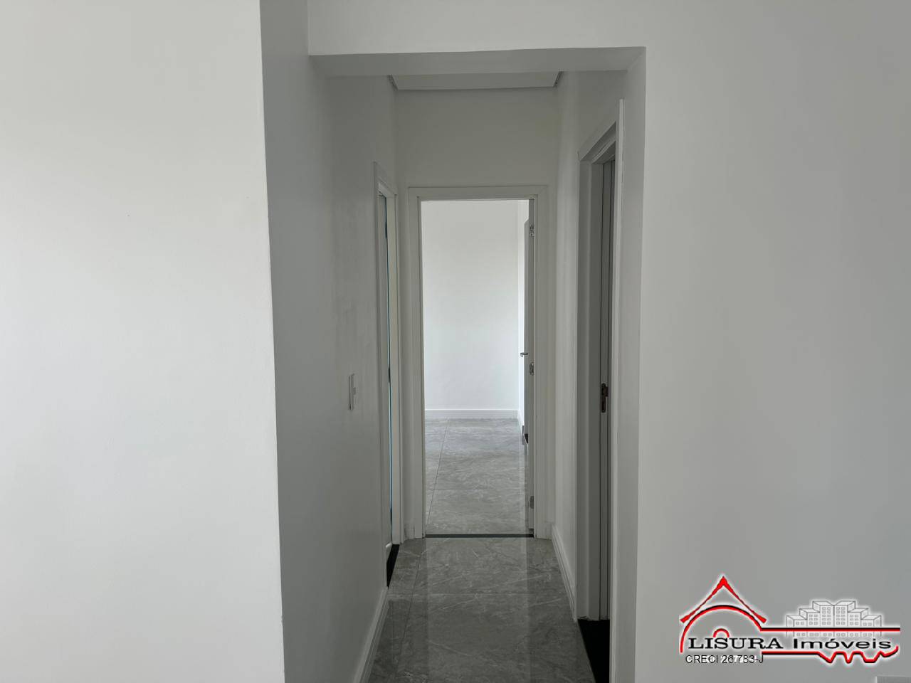 Apartamento à venda com 2 quartos, 65m² - Foto 8