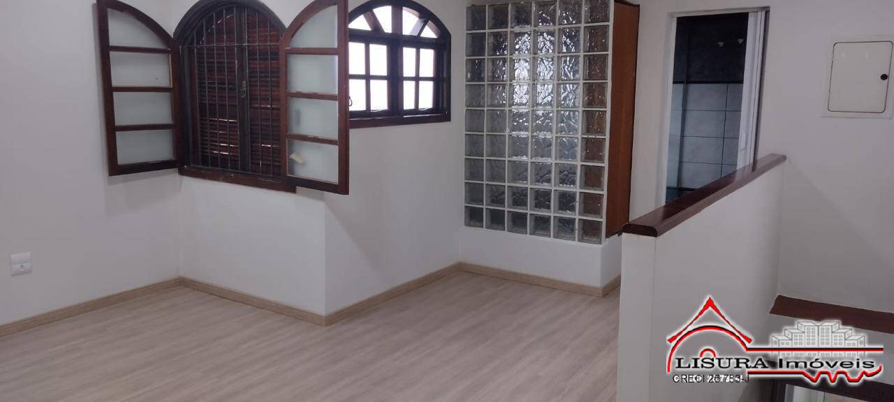 Casa para alugar com 3 quartos, 150m² - Foto 11