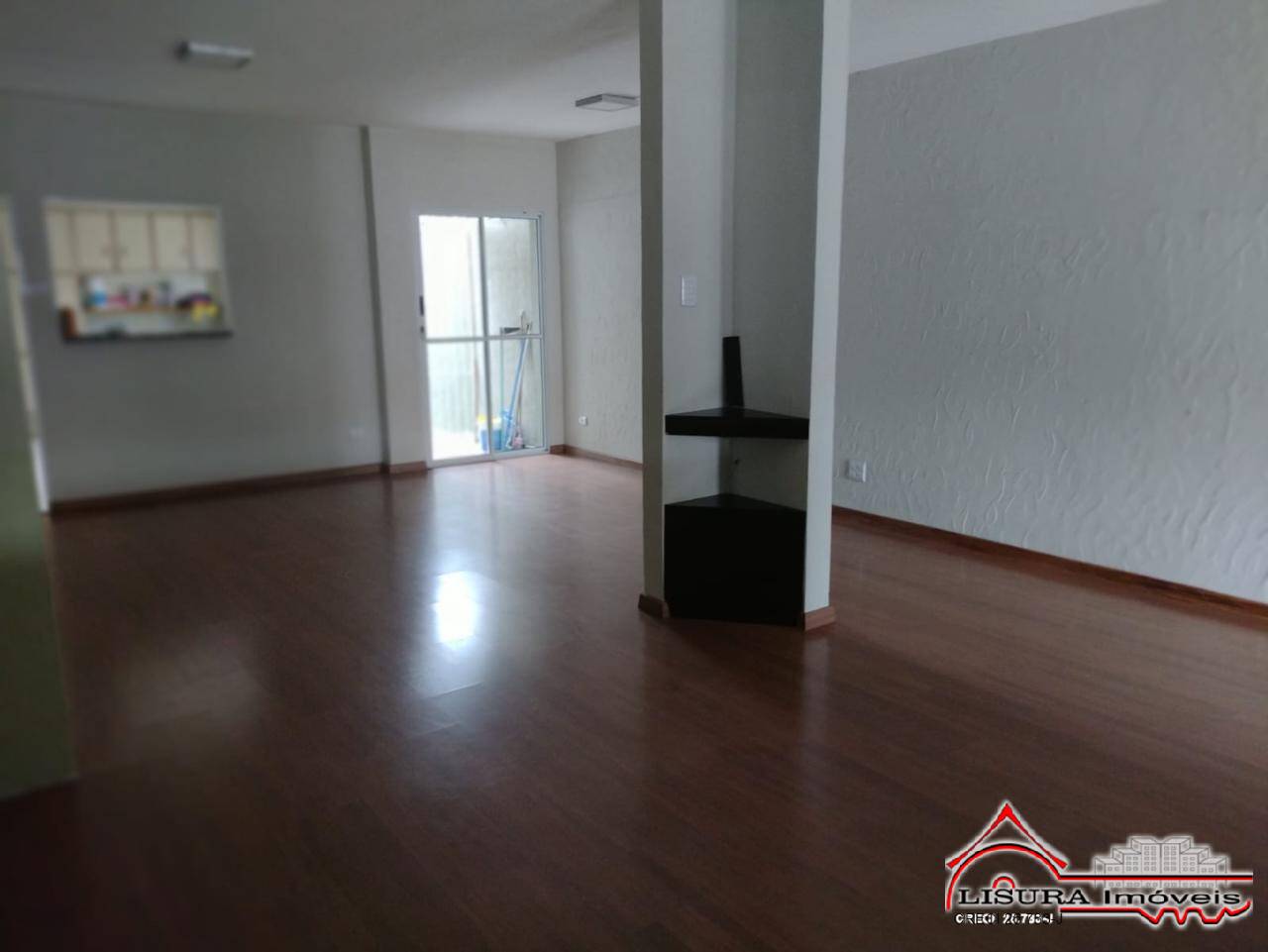 Casa para alugar com 3 quartos, 150m² - Foto 1