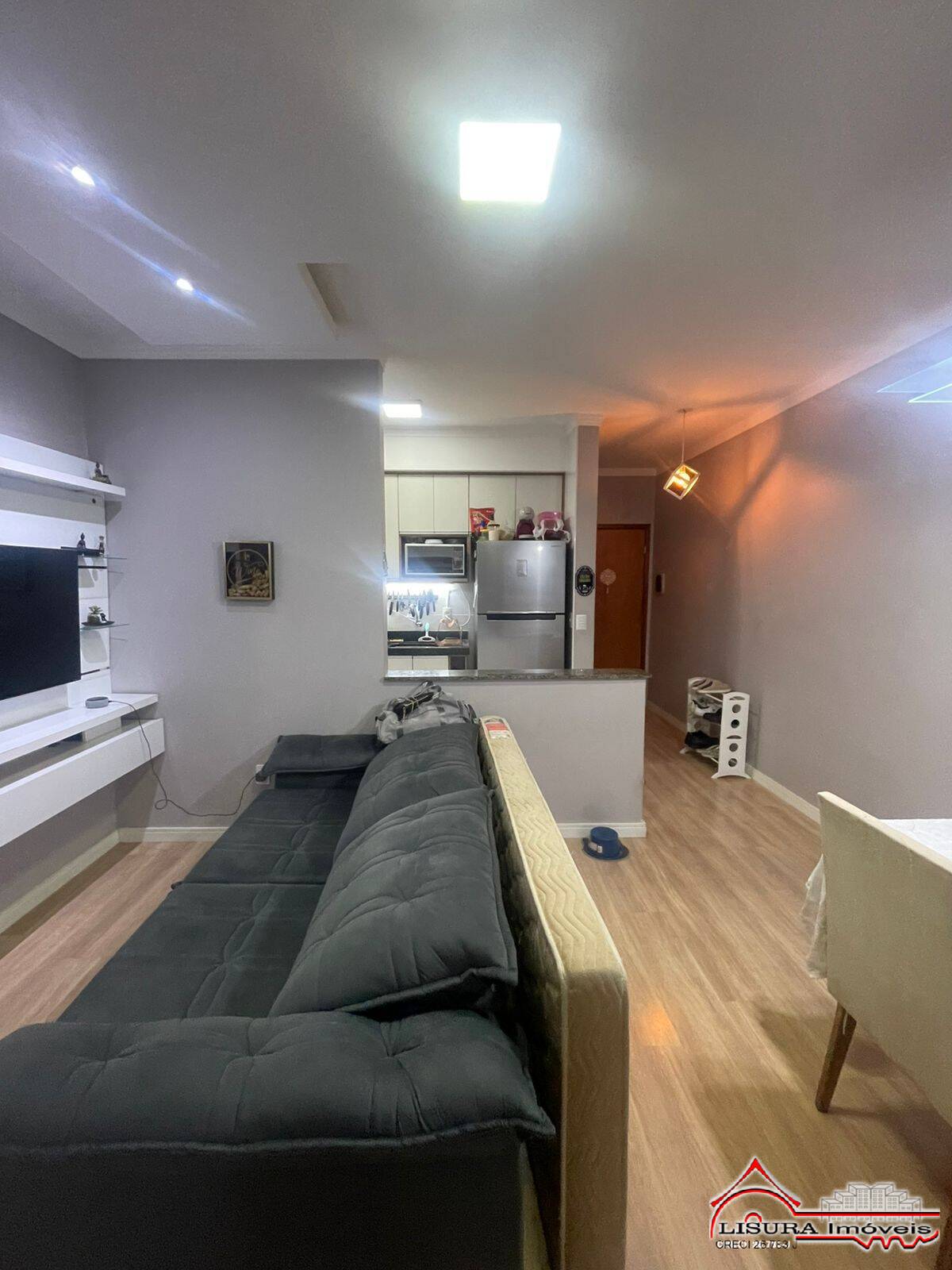 Apartamento à venda com 2 quartos, 53m² - Foto 2