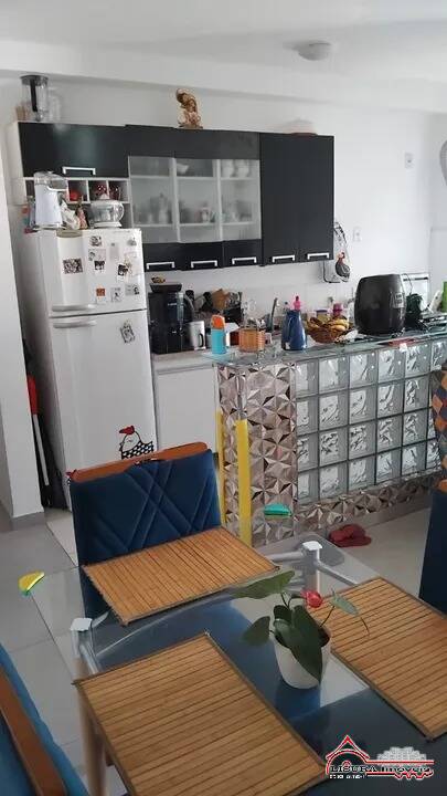 Apartamento à venda com 3 quartos, 86m² - Foto 2