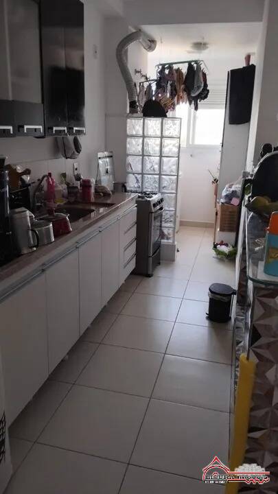 Apartamento à venda com 3 quartos, 86m² - Foto 11