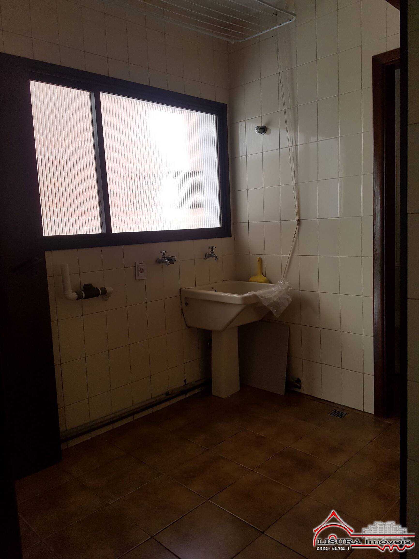 Apartamento para alugar com 3 quartos, 178m² - Foto 13