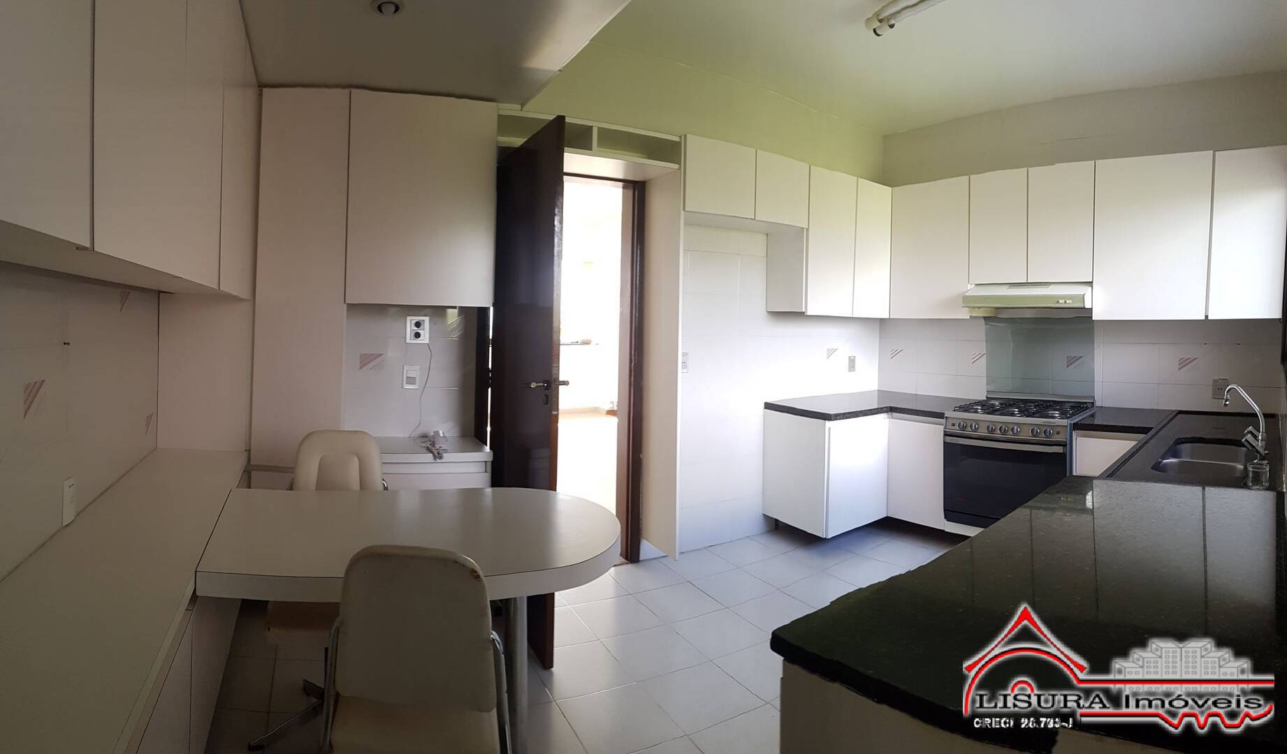 Apartamento para alugar com 3 quartos, 178m² - Foto 5