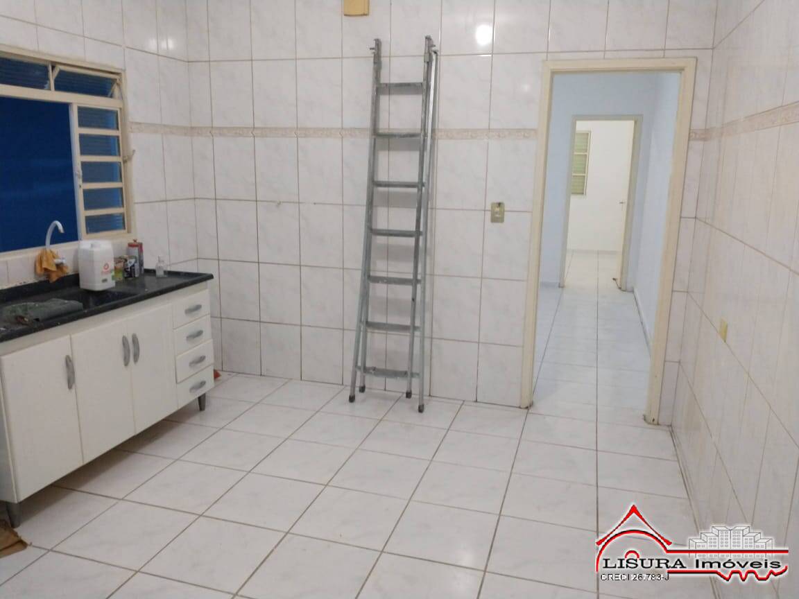 Casa à venda com 2 quartos, 125m² - Foto 7