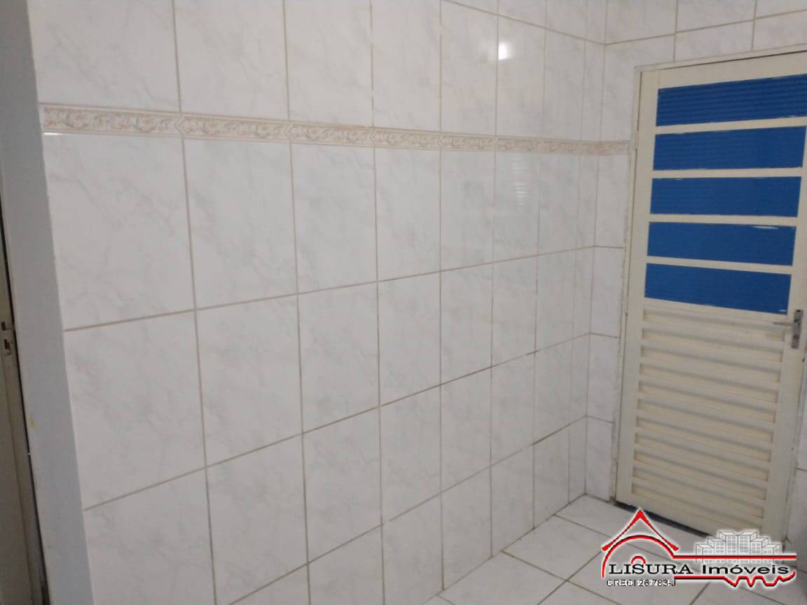 Casa à venda com 2 quartos, 125m² - Foto 15