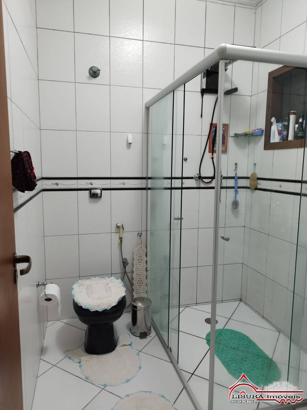 Casa à venda com 3 quartos, 240m² - Foto 25