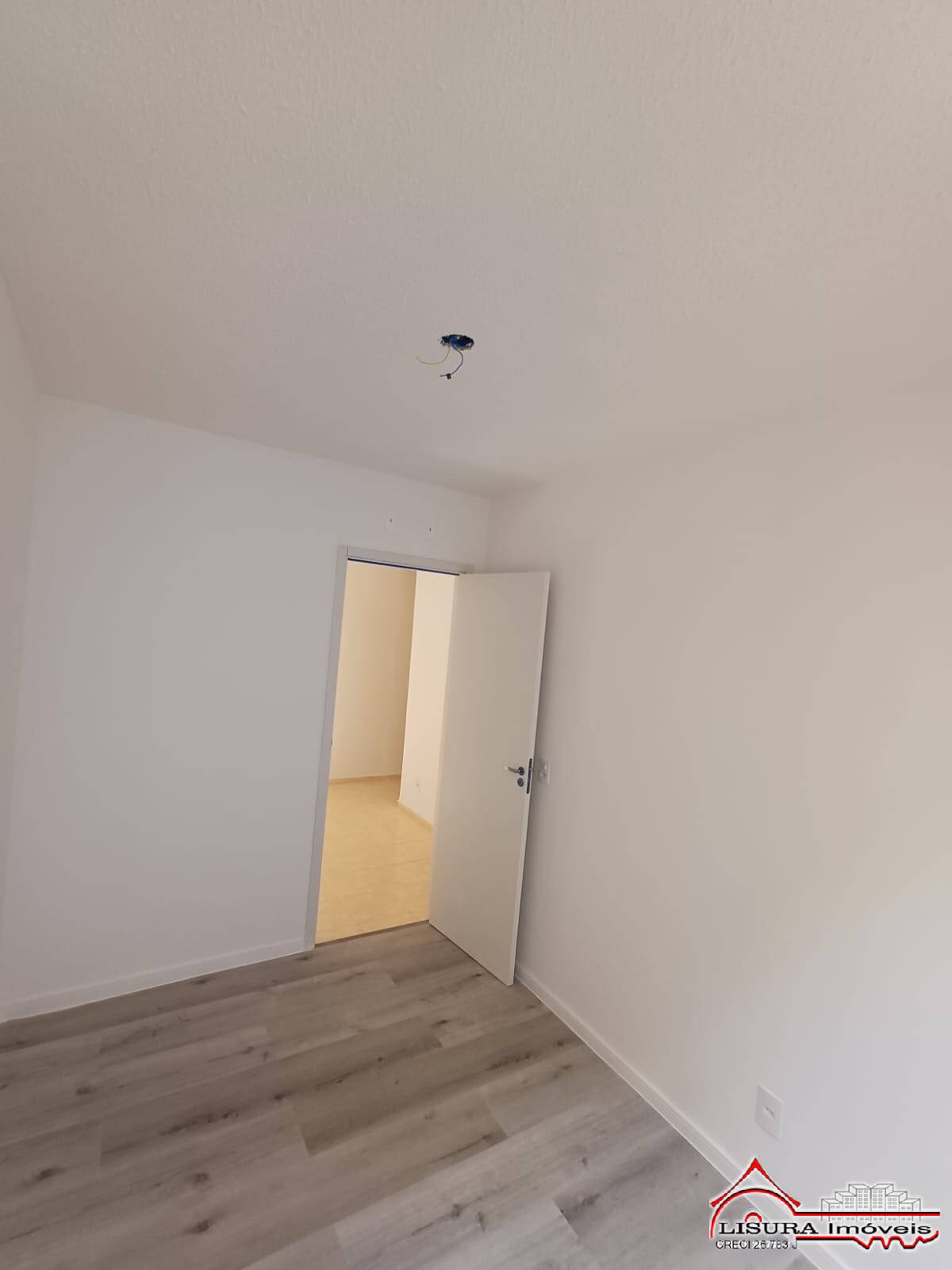 Apartamento à venda com 2 quartos, 44m² - Foto 8