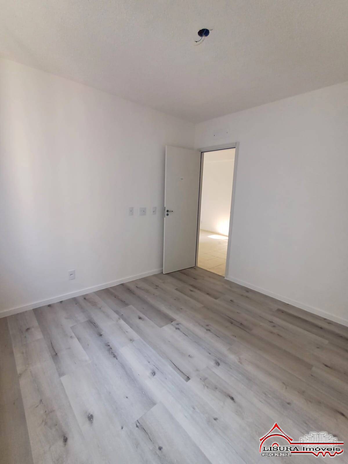 Apartamento à venda com 2 quartos, 44m² - Foto 1