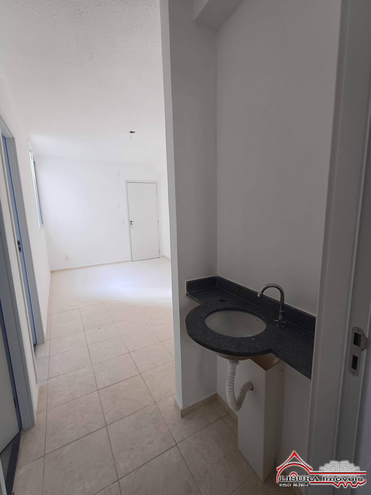 Apartamento à venda com 2 quartos, 44m² - Foto 10