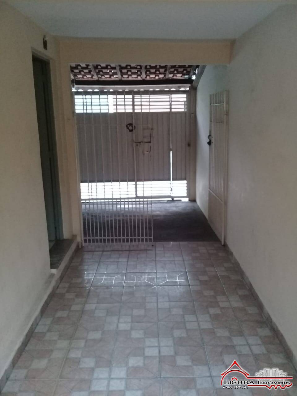 Casa à venda com 2 quartos, 120m² - Foto 5