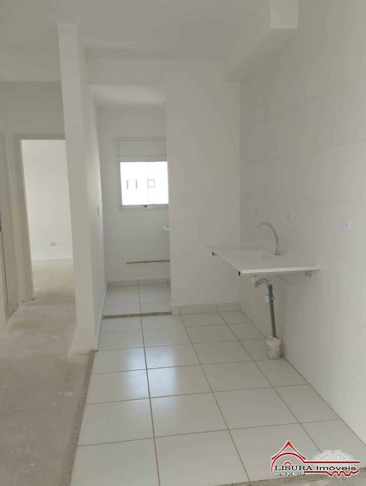 Apartamento à venda com 2 quartos, 50m² - Foto 4