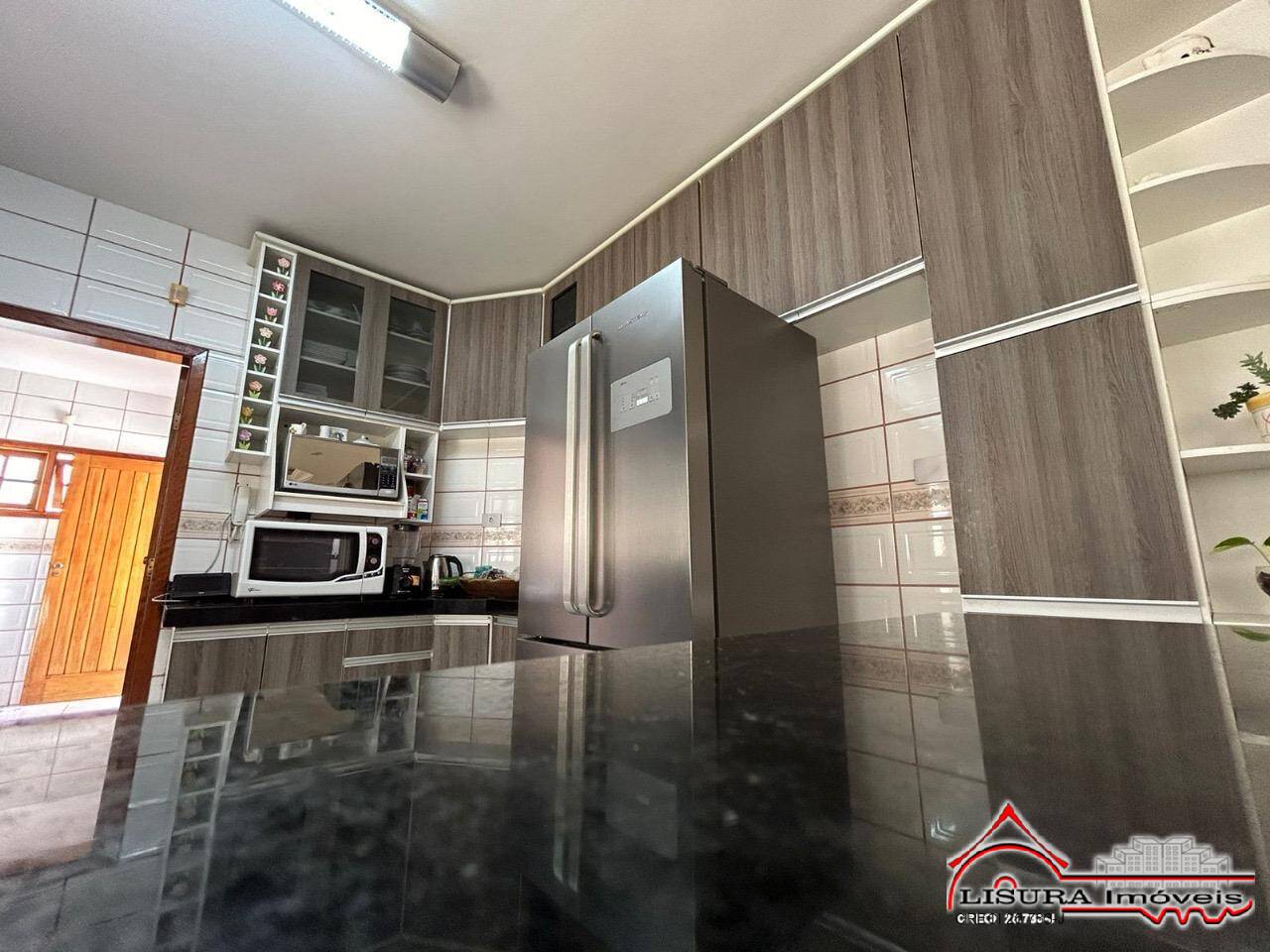 Casa à venda com 4 quartos, 220m² - Foto 19