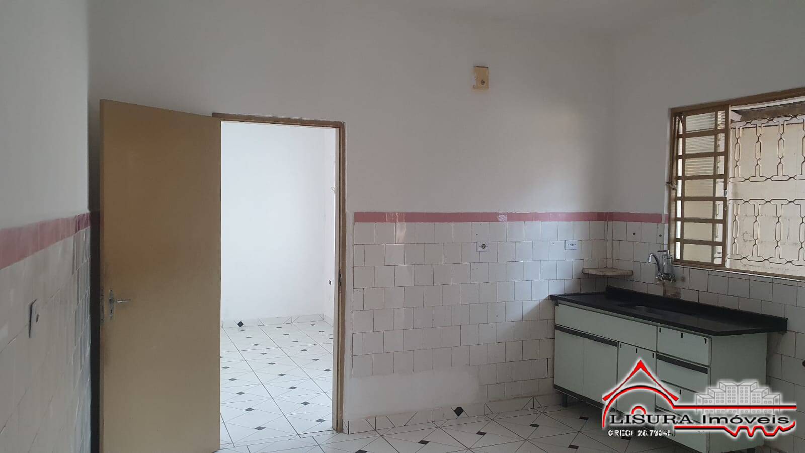 Casa à venda com 2 quartos, 120m² - Foto 4