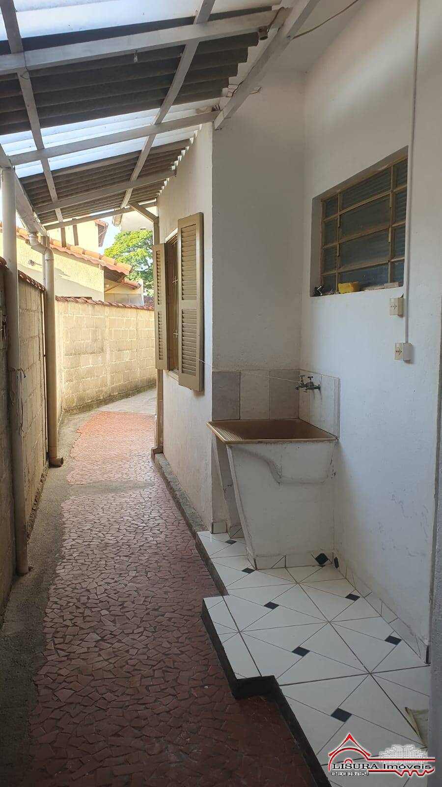 Casa à venda com 2 quartos, 120m² - Foto 16