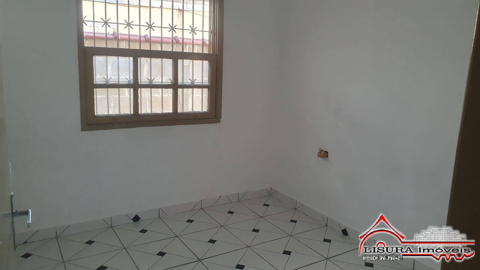 Casa à venda com 2 quartos, 120m² - Foto 8