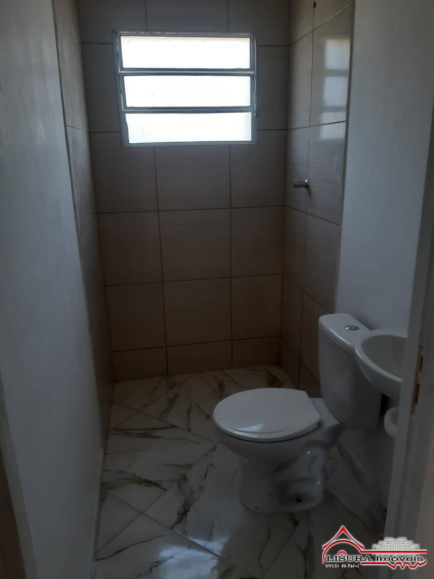 Casa à venda com 2 quartos, 80m² - Foto 7