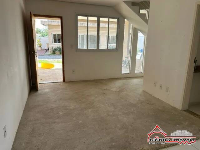 Casa à venda com 3 quartos, 126m² - Foto 2