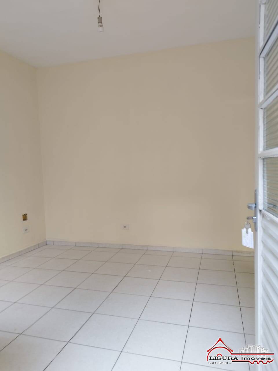 Casa para alugar com 1 quarto, 1m² - Foto 5