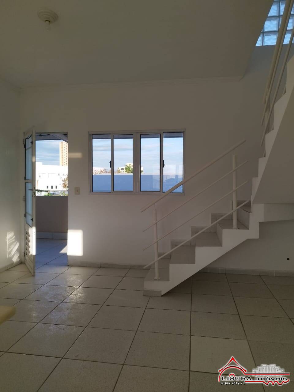 Apartamento para alugar com 2 quartos, 60m² - Foto 1