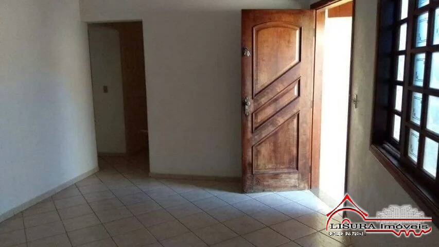 Casa à venda com 3 quartos, 195m² - Foto 4