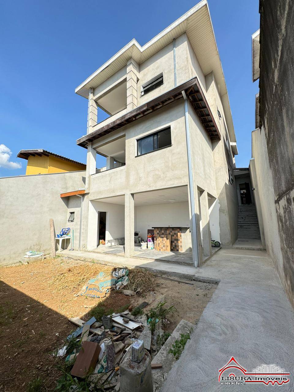 Casa à venda com 4 quartos, 250m² - Foto 28