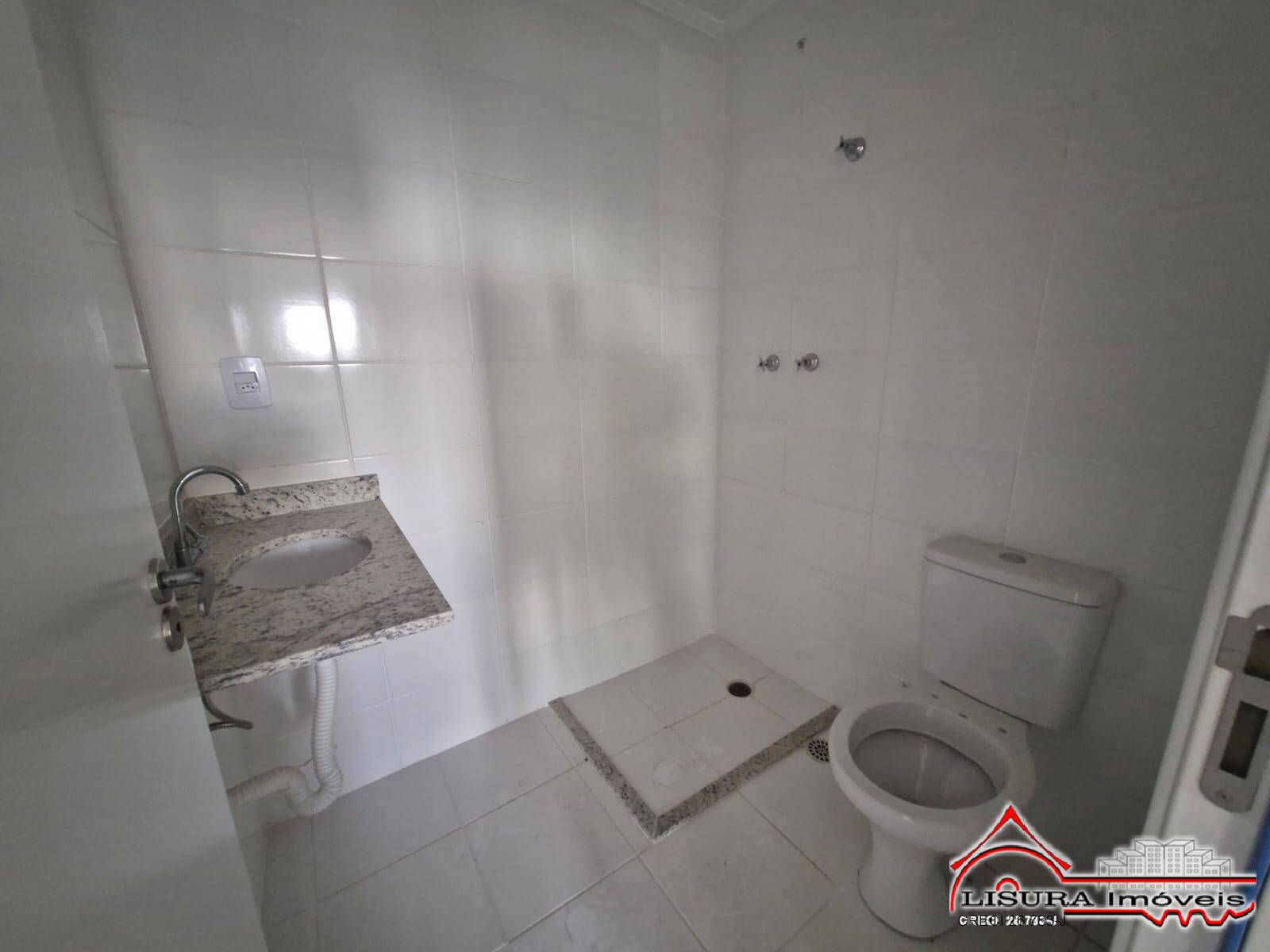 Apartamento à venda com 2 quartos, 56m² - Foto 11