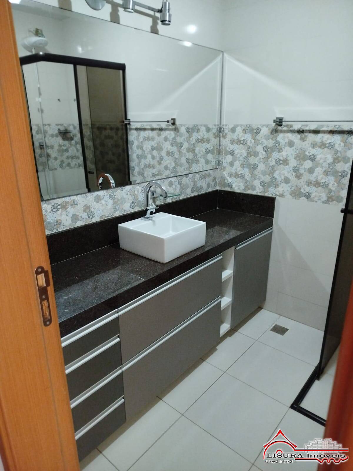 Apartamento para alugar com 2 quartos, 62m² - Foto 16