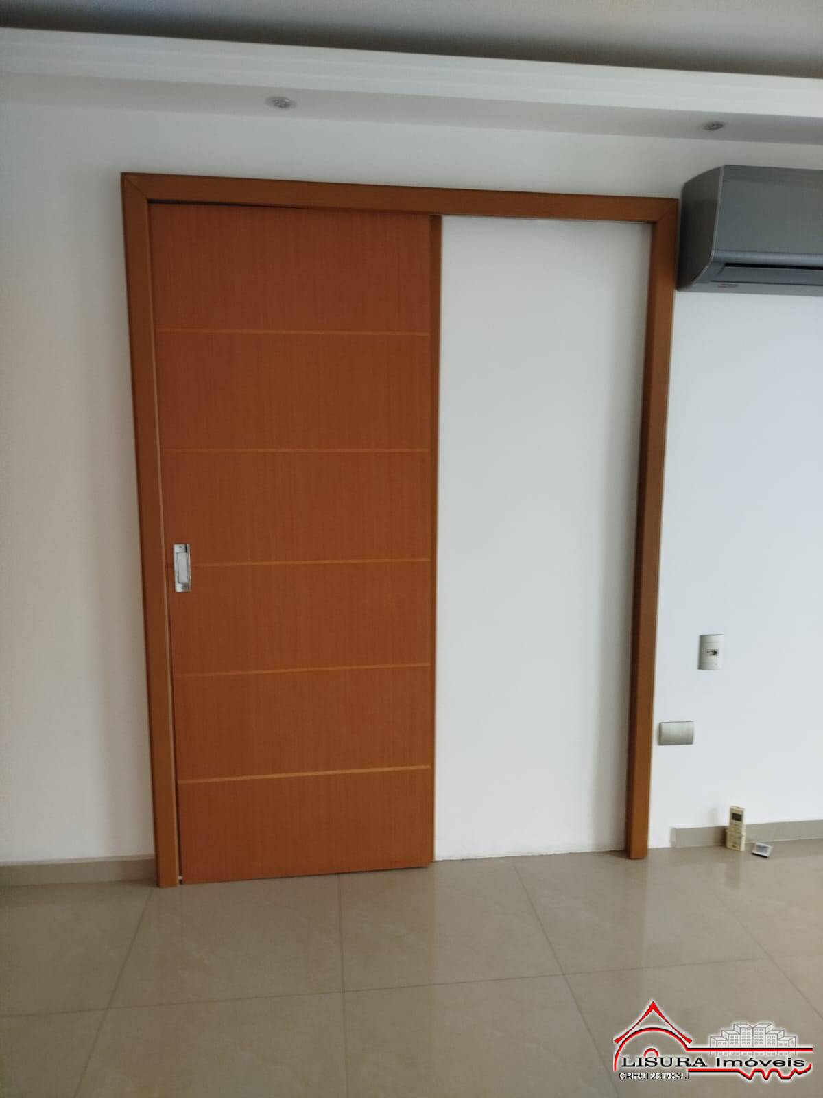 Apartamento para alugar com 2 quartos, 62m² - Foto 12