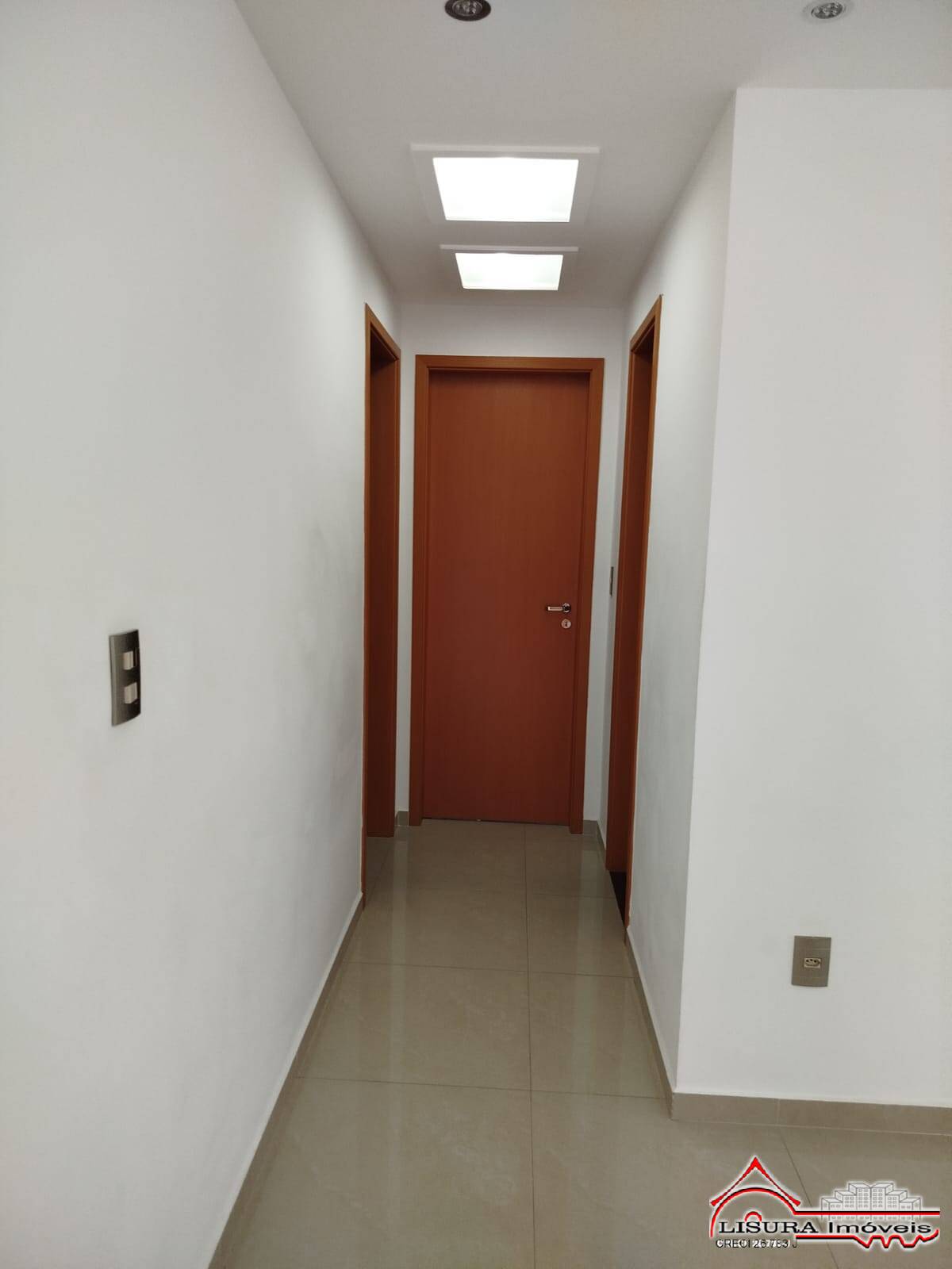 Apartamento para alugar com 2 quartos, 62m² - Foto 13