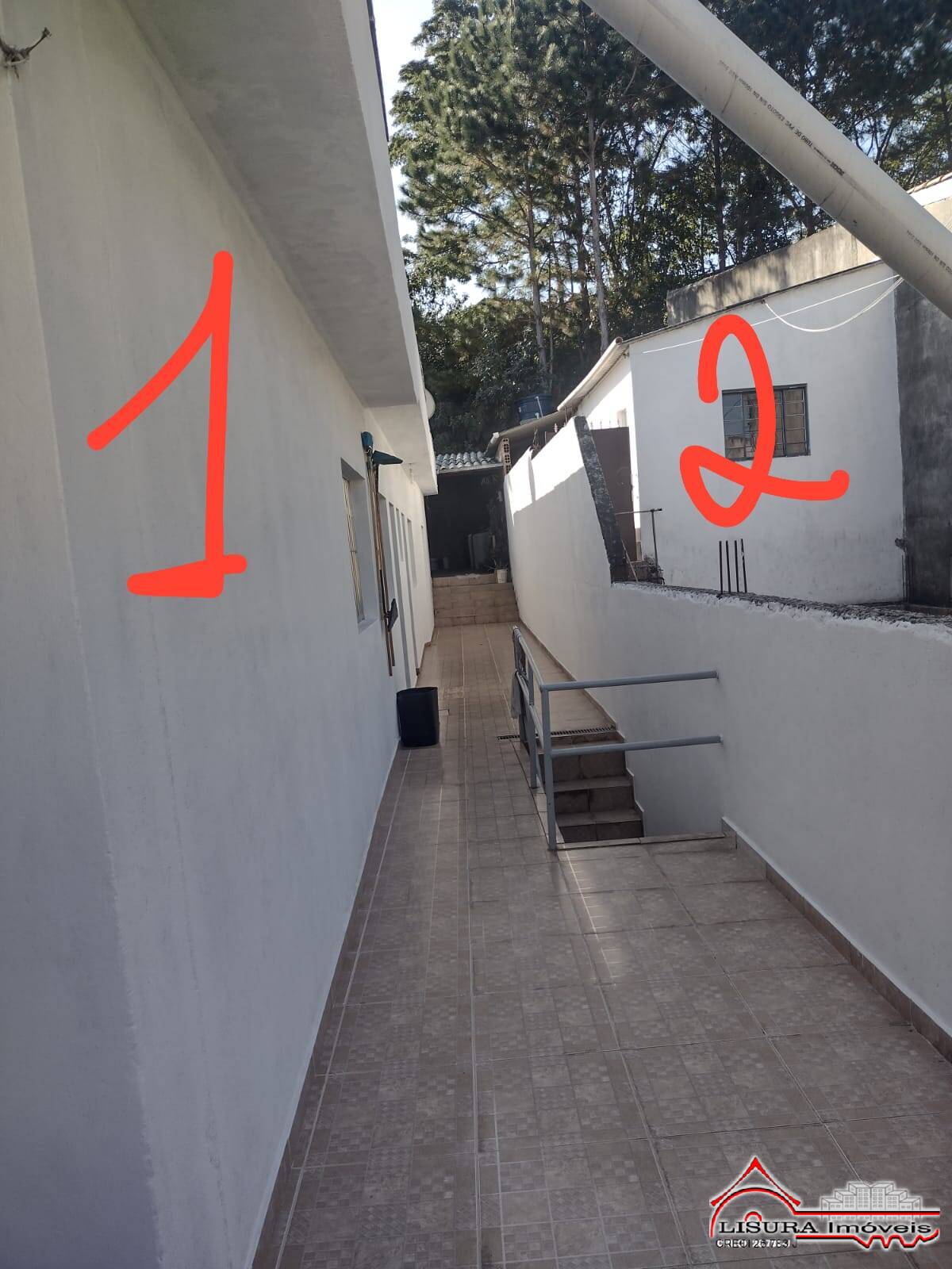 Casa à venda com 3 quartos, 197m² - Foto 2