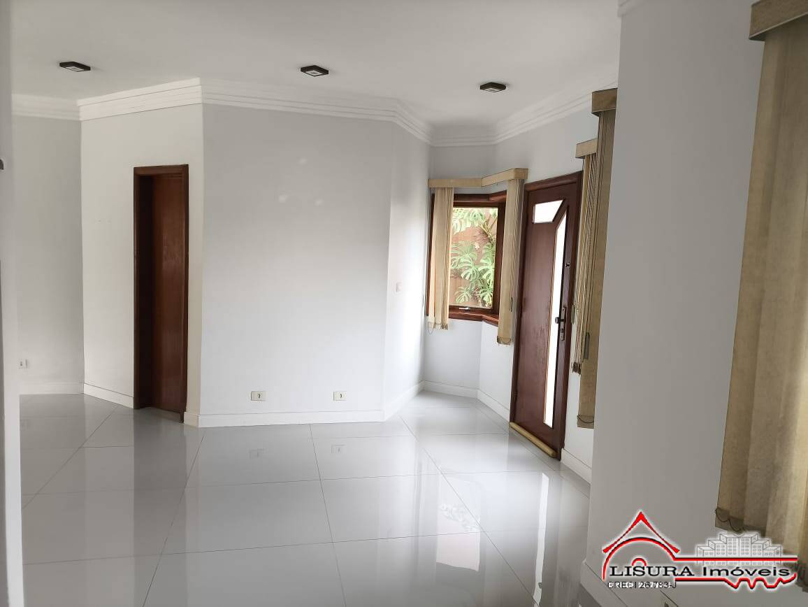 Casa à venda com 3 quartos, 237m² - Foto 8