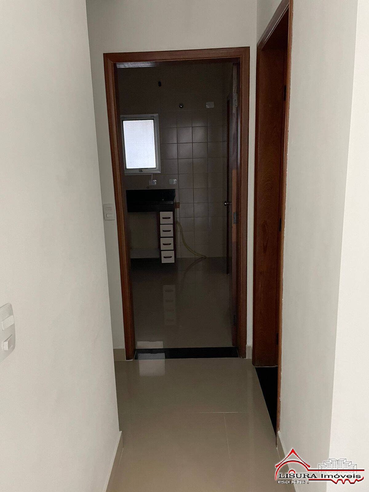 Casa de Condomínio para alugar com 3 quartos, 141m² - Foto 7