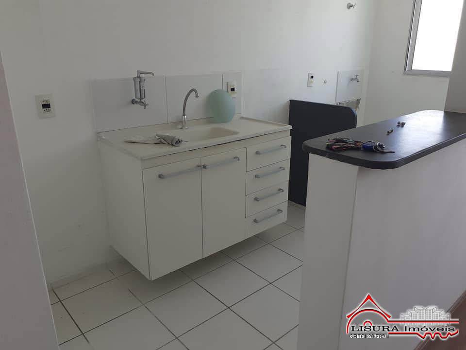 Apartamento para alugar com 2 quartos, 45m² - Foto 4