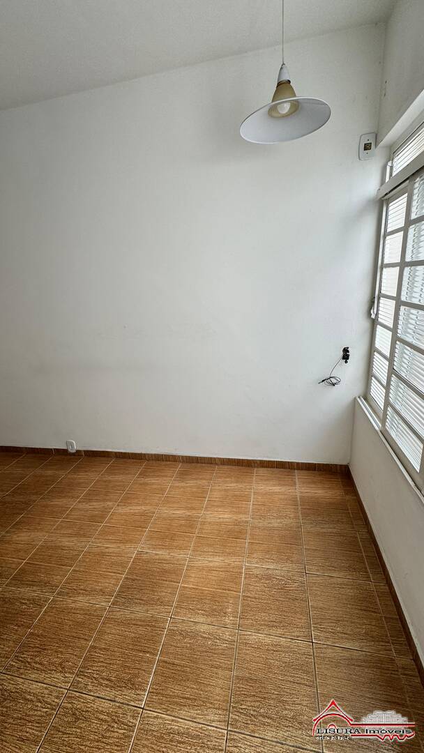 Casa à venda com 3 quartos, 158m² - Foto 5