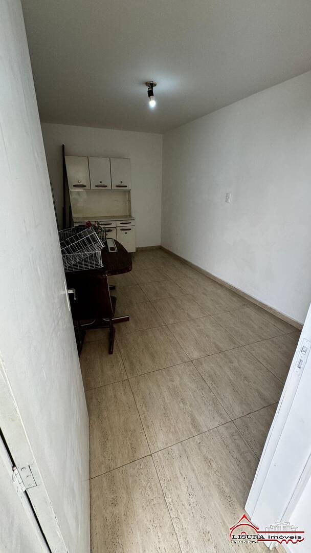 Casa à venda com 3 quartos, 158m² - Foto 8