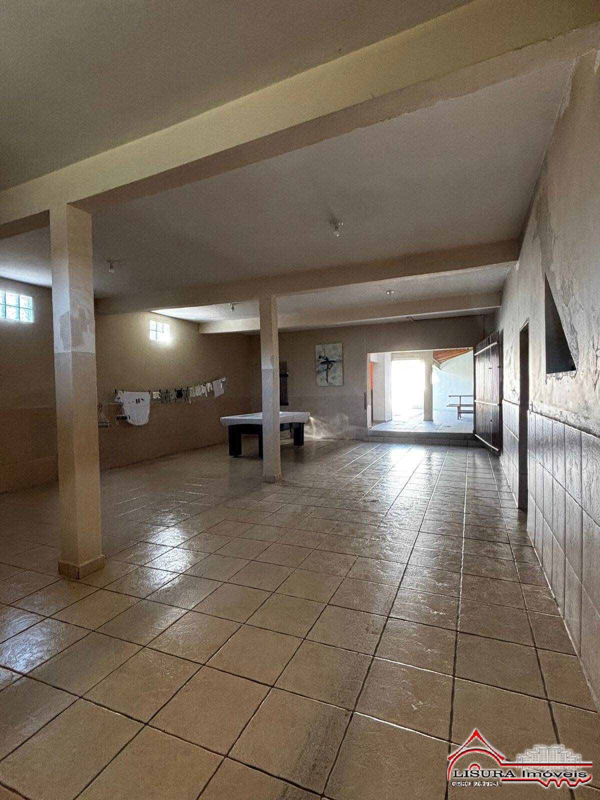 Casa à venda com 3 quartos, 220m² - Foto 14