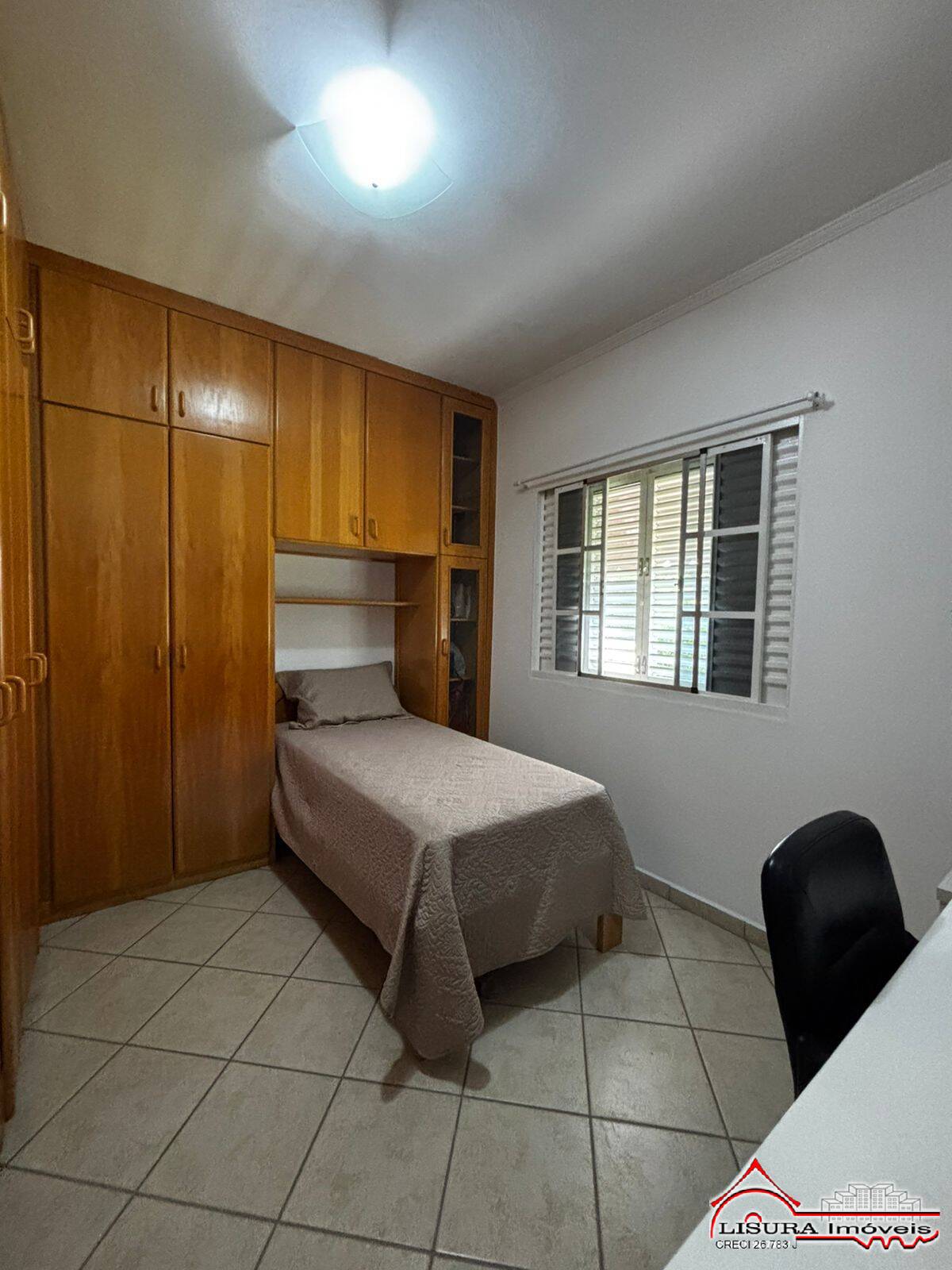 Casa à venda com 3 quartos, 220m² - Foto 8